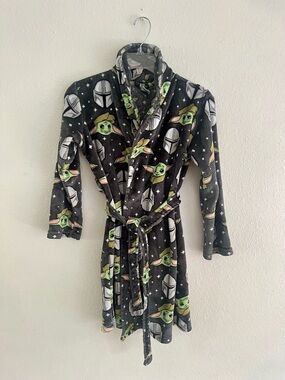 Star Wars Plush Grogu Robe - Gray & Green Accents